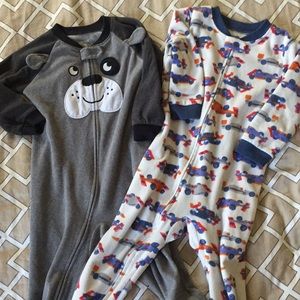 2 Carter’s fleece 2t boys pjs
